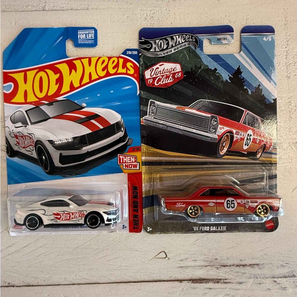 Hot Wheels Lot: Ford Mustang Dark Horse & '65 Ford Galaxie